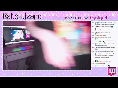 ❤️ 游戏玩家忘了关闭流媒体,在直播中喷出。 ❤ Porn video ❌️